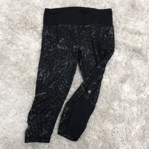lululemon athletics crops